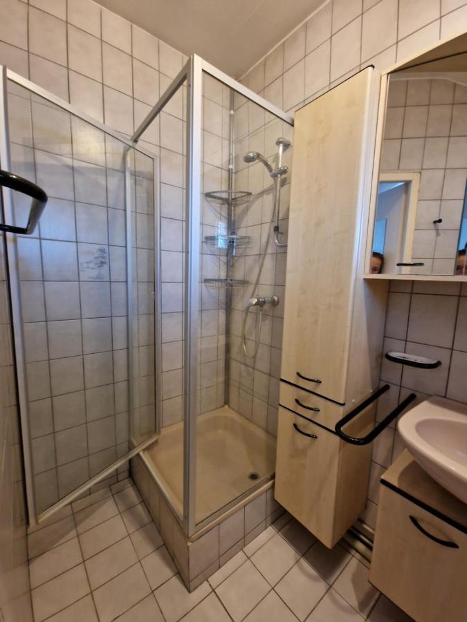 Nice Room 4 Minutes From Basel Shared Apartment サン・ルイ エクステリア 写真