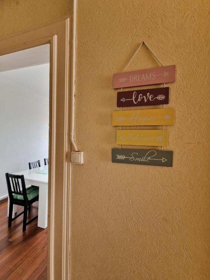Nice Room 4 Minutes From Basel Shared Apartment サン・ルイ エクステリア 写真